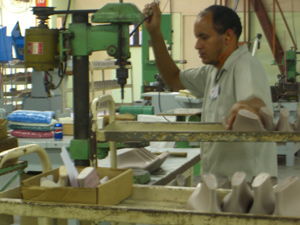 愛瑪攜手巴西知名鞋楦廠開展實(shí)地技術(shù)交流，共促制鞋工藝創(chuàng)新